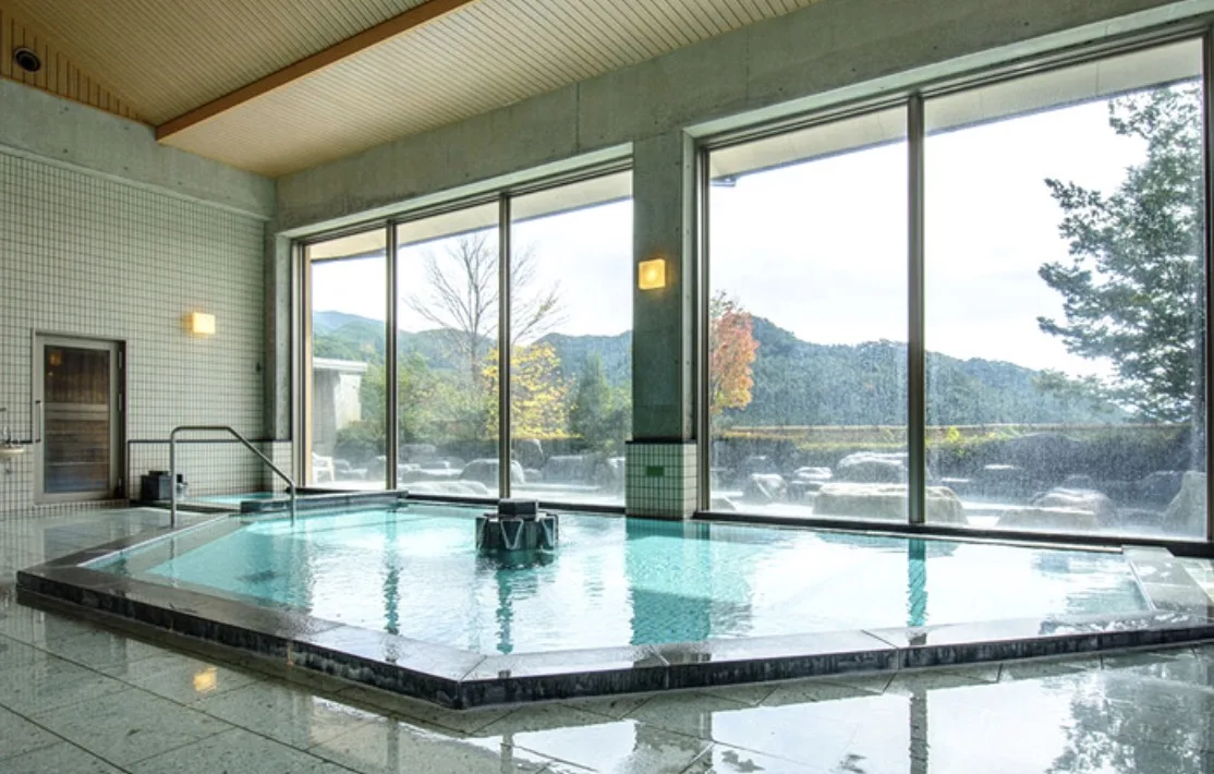 猿ケ京温泉 まんてん星の湯