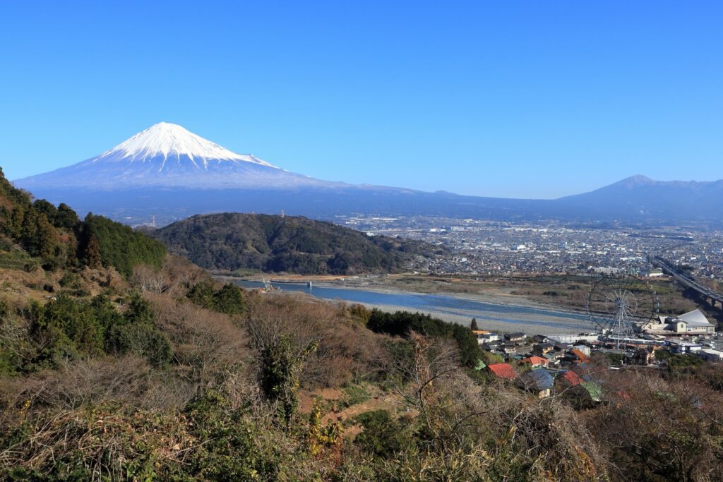 国立温泉 湯楽の里から見える富士山
