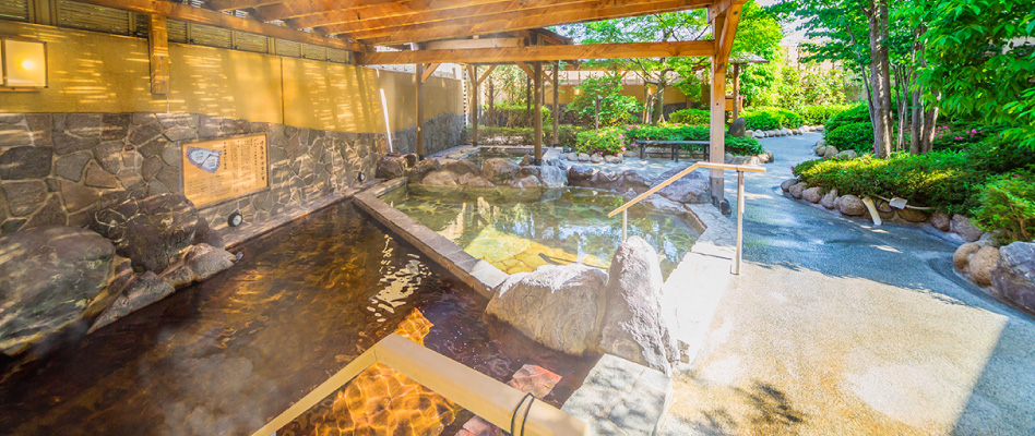 昭島温泉 湯楽の里の天然露天風呂